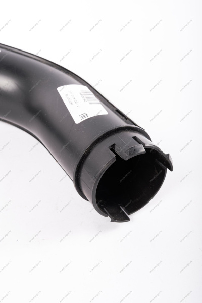 Воздухозаборник воздушного фильтра (патрубок) LADA Vesta Lada