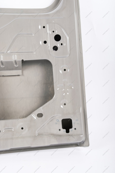 Дверь задка правая (под стекло) (катафорезный грунт) LADA Largus Lada