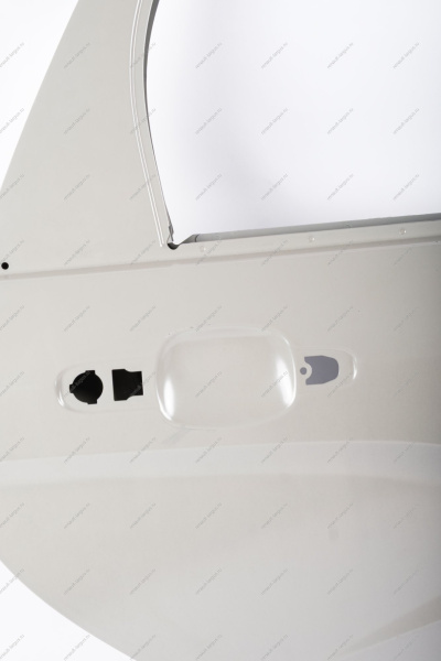 Дверь задняя правая Lada Vesta SW Cross (универсал) (катафорезный грунт) Lada