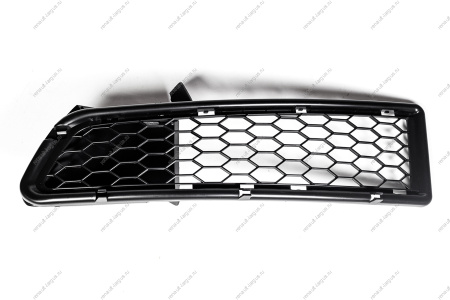 Решетка переднего бампера RENAULT Logan/Рено Логан до 2010 г левая Bodyparts