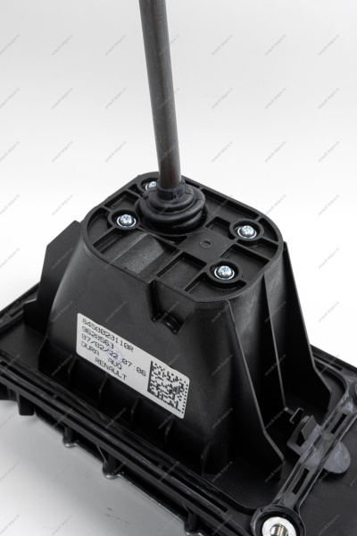 Привод управления механизмом выбора передач в сборе с тросами КПП-JR5 двиг.p3m,p4m) Lada Largus Lada