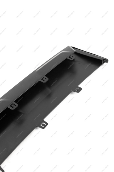 Накладка переднего бампера нижняя (не окрашенная) Lada Vesta SW Cross Lada