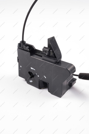 Замок задней двери правый LADA Vesta FL Lada