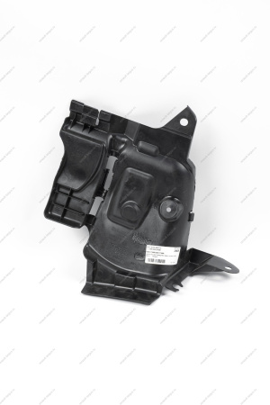 Щиток боковой переднего левого колеса LADA XRAY Renault