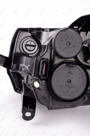 Фара правая RENAULT Logan 2014- ALRU.676512.128 лампа H7 Renault