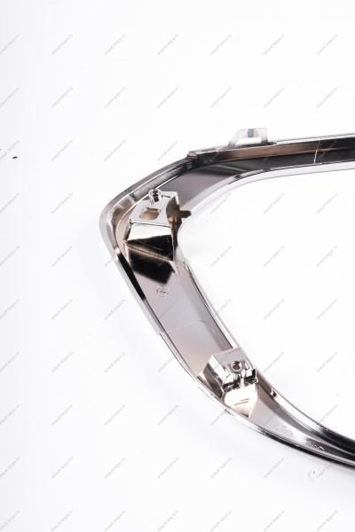 Молдинг переднего бампера нижний левый хром LADA Xray Cross (СЭД) Lada