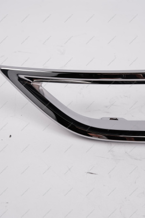 Вставка заднего бампера нижняя правая LADA Vesta NG Lada