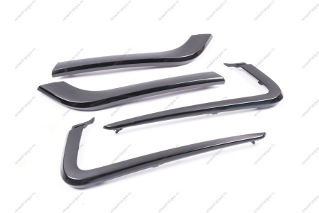 Молдинги LADA Vesta переднего бампера комплект 4 шт.к-т ЧЕРНЫЕ глянец Gamma