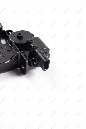 Замок двери багажника Renault Logan 2014- с электроприводом Renault