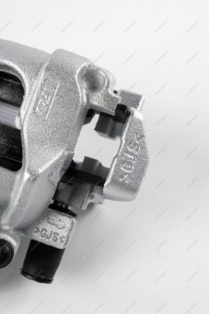 Суппорт передний правый в сборе Renault Logan II, Sandero II (суппорт 410016069R +2шт тормозн.колодки 410602581R) Renault