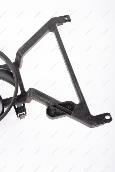 Вентилятор охлаждения с кожухом без кондиц. LADA Largus/Лада Ларгус Lada