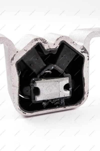 Опора Lada Vesta NG правая с кронштейном в сборе (двигат P4M,P4P + КПП вариатор) Lada