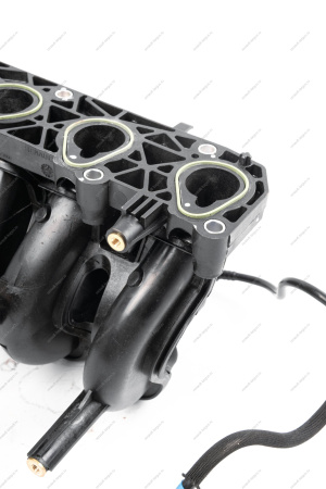 Коллектор впускной Рено Логан 1,6 8кл. K7M-812 с датчиком абсолют. давления 223650035R и темп. 7700101451 Renault