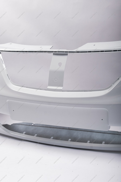 Бампер передний LADA Largus/Лада Ларгус крашеный 221 Ледниковый (Белый) без заглушки под букс. крюк Lada