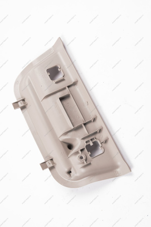 Кронштейн LADA Largus крепления полки обивки крыши левый (для хранения личн вещей) (Автокомпонент ) Lada