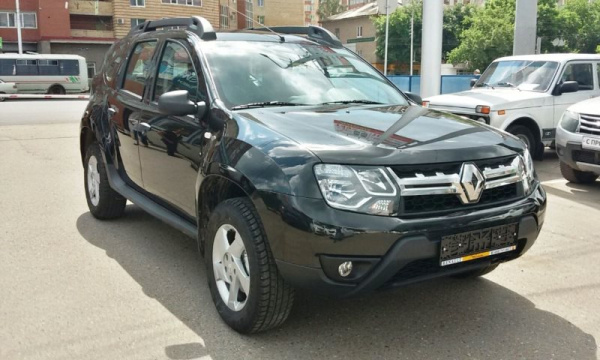 Крыло переднее левое RENAULT Duster крашеное Черная жемчужина 676 Renault