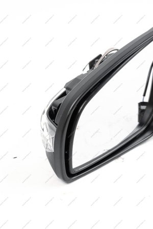 Зеркало наружное заднего вида левое с ручной регулировкой из салона (с повторителем) LADA Largus (FL) NEW (без накладки 8450108104) Lada