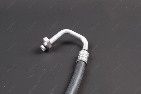 Трубопровод LADA Largus между компрессором и конденсатором для двигат. 16кл 21129 (P4M) CGA