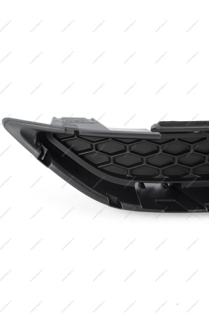 Крышка окна под заднюю буксирную проушину LADA Vesta FL Lada