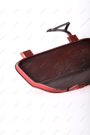 Крышка окна под переднюю буксирную проушину Lada Vesta SW Cross крашенная 195 Сердолик (красный) Lada