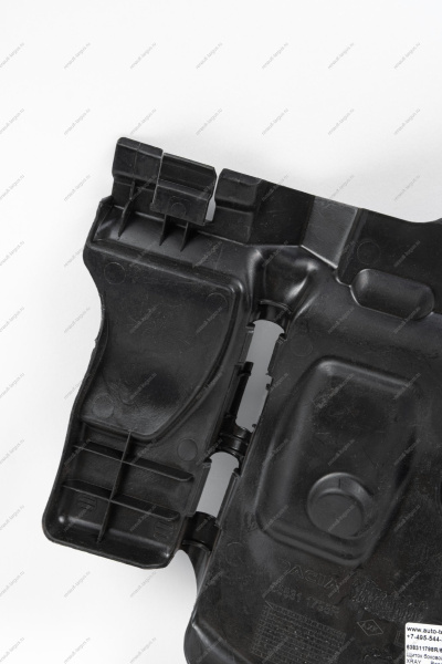 Щиток боковой переднего левого колеса LADA XRAY Renault