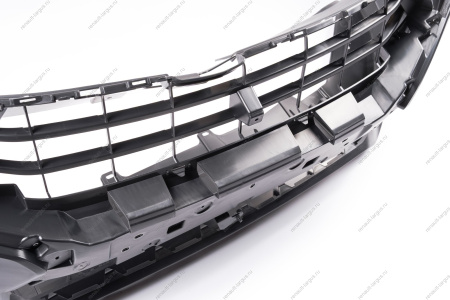 Бампер передний неокрашенный без отверстий под датчики системы парковки (под покраску) Vesta NG Россия