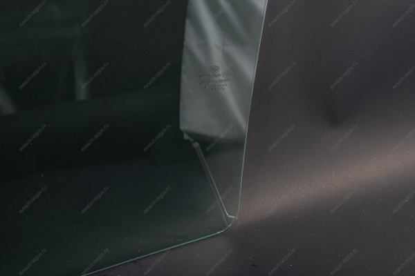 Стекло LADA Vesta опускное передней двери правое тонирован (Tinted) Lada