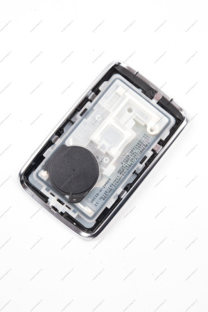 Ключ доступа и запуска автомобиля (без задней крышки) LADA Vesta NG Renault