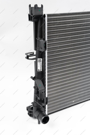 Радиатор охлаждения RENAULT Duster/Рено Дастер 2015- Renault