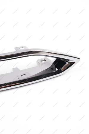 Вставка заднего бампера нижняя правая LADA Vesta SW Cross NG Lada