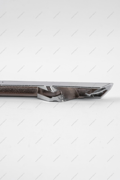 Молдинг переднего бампера верхний правый (хром) LADA Vesta FL/ Vesta SW Cross FL Россия