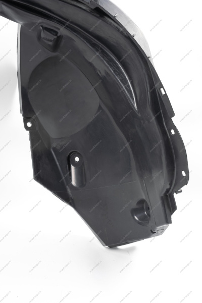 Подкрылок RENAULT Duster передний левый (,Полад,)