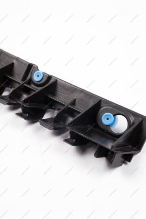 Кронштейн Lada LARGUS заднего бампера правый Renault