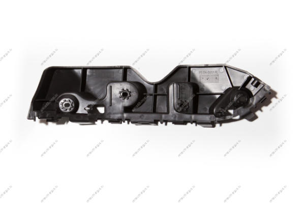 Кронштейн бампера передний правый RENAULT Duster/Рено Дастер (пласт) Api Тайвань