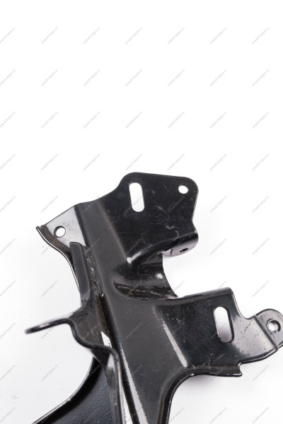 Кронштейн крепления актуатора Lada Vesta КПП 2182 (верх) Lada