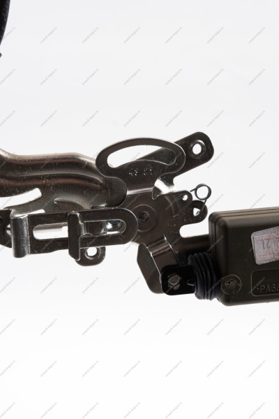 Привод открывания левой двери задка с тросиками LADA Largus Renault