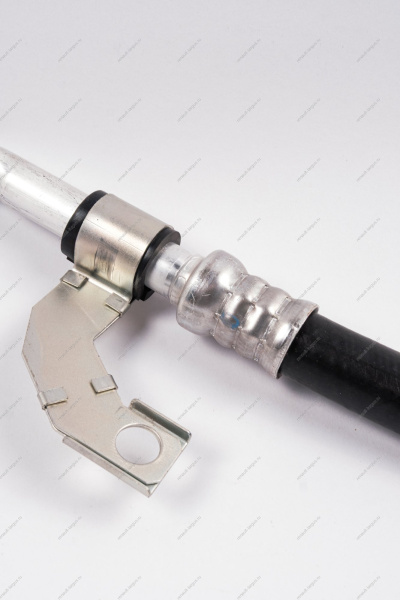 Трубка между компрессором и осушителем 16кл 1,8 мотор рос 21129 (P4M) LADA Largus Lada