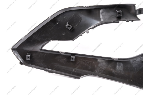 Накладка переднего бампера правая с отверстием под датчик слепой зоны (под покраску) LADA Vesta SW Cross FL Lada