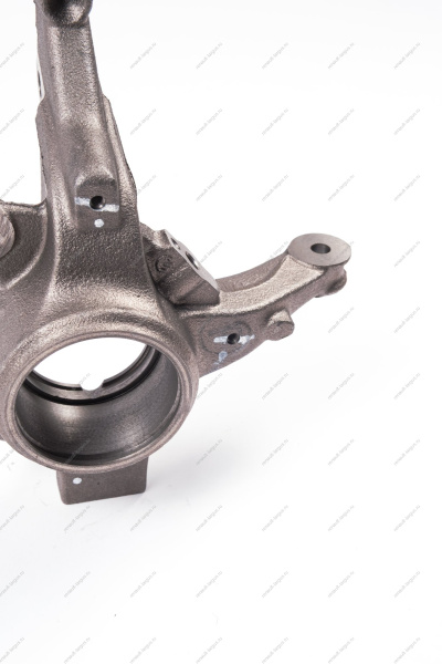 Кулак поворотный передний левый с АБС LADA XRAY Renault