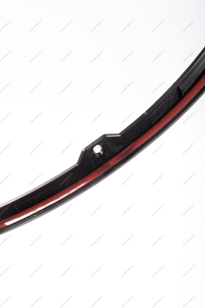 Молдинг переднего левого крыла LADA Largus/RENAULT Logan 04-13 под брызговик Renault