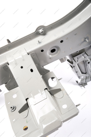 Брызговик LADA Largus с лонжероном левый в сборе (двигат.11189/21129) Lada