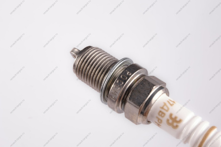 Свеча зажигания LADA Vesta ( АУ-17ДВРМ 1 шт. (фирм. упак. ORIGINAL) (Bosch) Lada