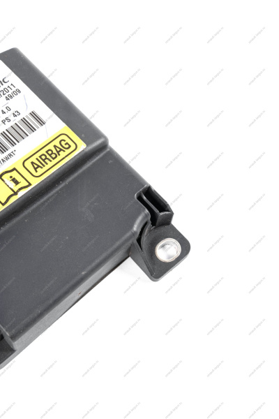 Блок управления двигателем Lada Largus Renault