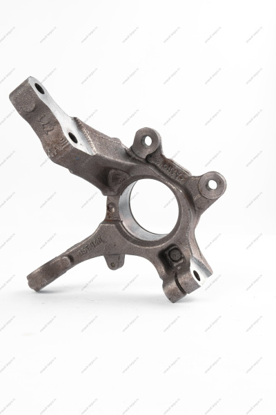 Кулак LADA Largus поворотный левый с АБС 100мм нов.обр. под болт D10мм Renault