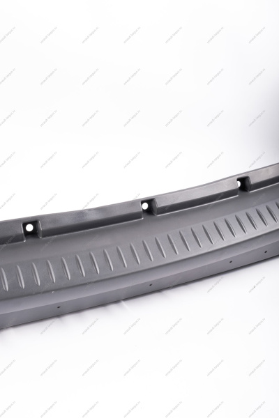 Бампер задний LARGUS Cross (не окраш) с тиснением (без отв.под парктроник) Lada