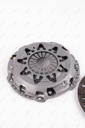 Комплект сцепления Lada Largus КПП-BVI5 дв P3M,P4M( без выжим. подшипника) LUK