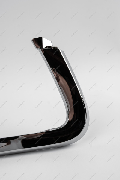 Молдинг переднего бампера верхний левый Lada Vesta SW Cross Lada