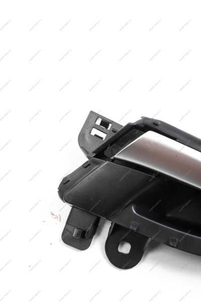 Ручка LADA Vesta/Веста внутренняя передней/задней двери правая Lada