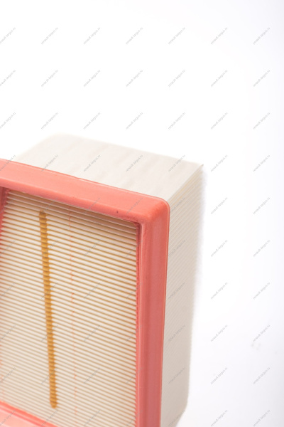 Фильтр воздушный LADA Largus 16кл /RENAULT Duster/Logan 2014- (элемент фильтрующий) 7701045724 Filtron