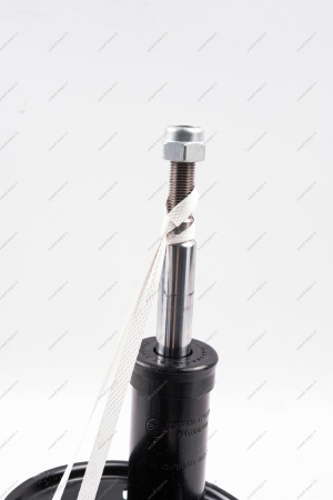 Амортизатор передней подвески LADA Largus/Лада Ларгус левой/правой для универсала 1 шт. (СААЗ) Lada